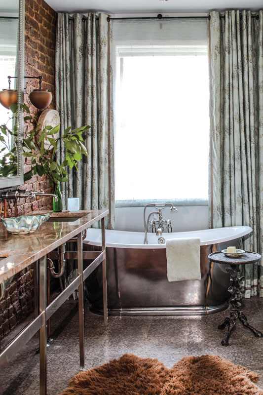 A 19th-Century Warehouse's Modern yet Historical Transformation