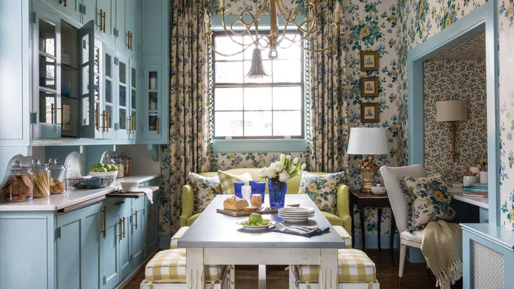 breakfast room in Julian Price showhouse