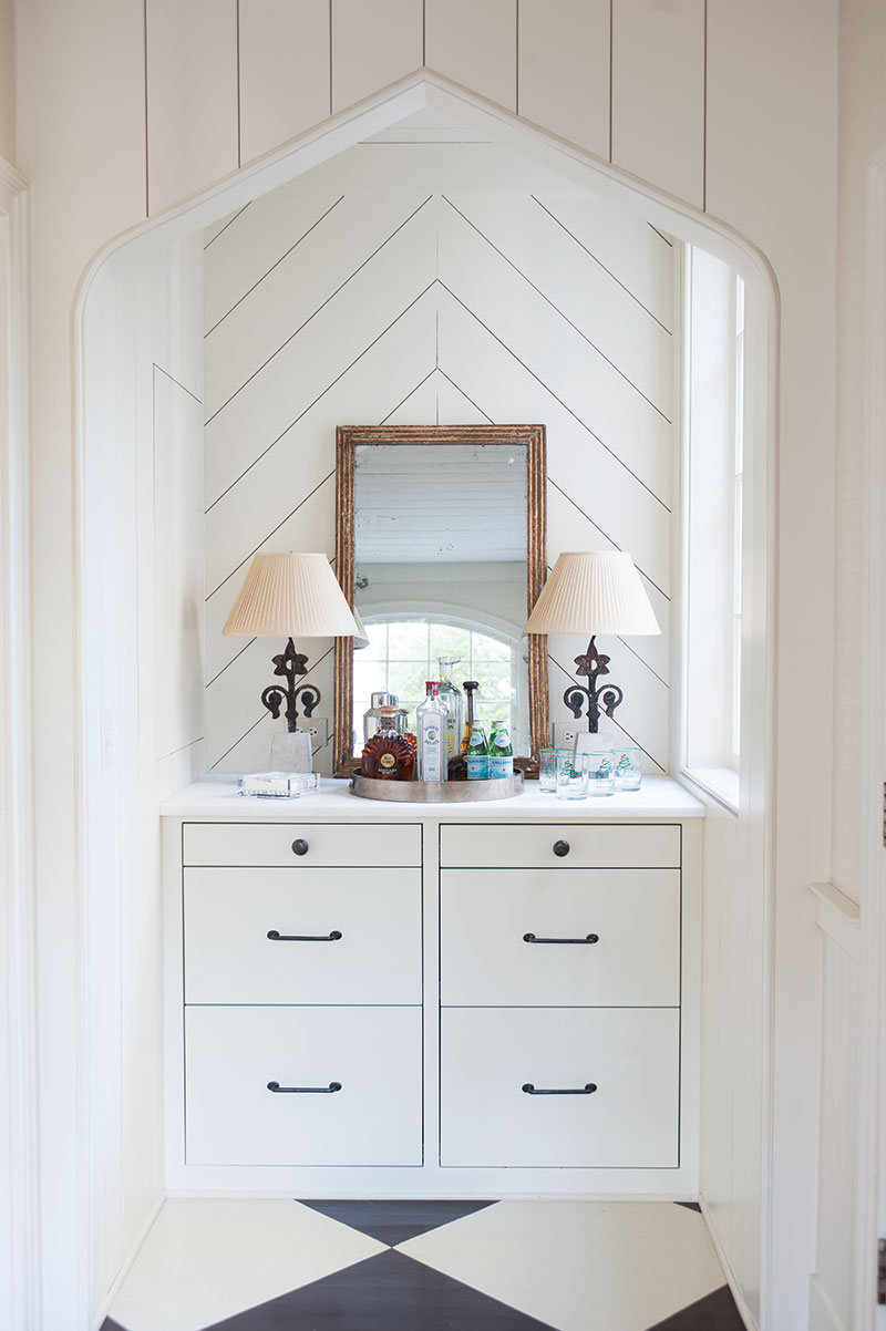 Shiplap-clad bar and banquette