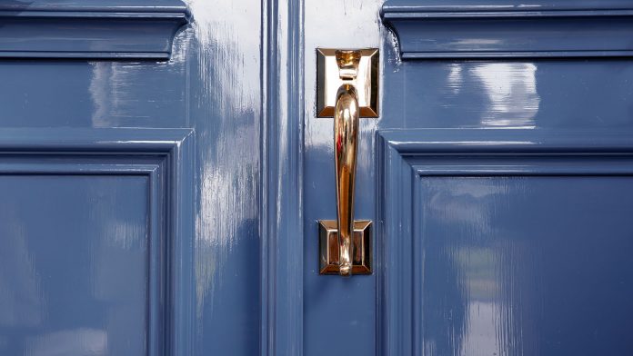 A Professional’s Perspective: 5 Things You Need to Know Before Painting Your Home blue high gloss front door