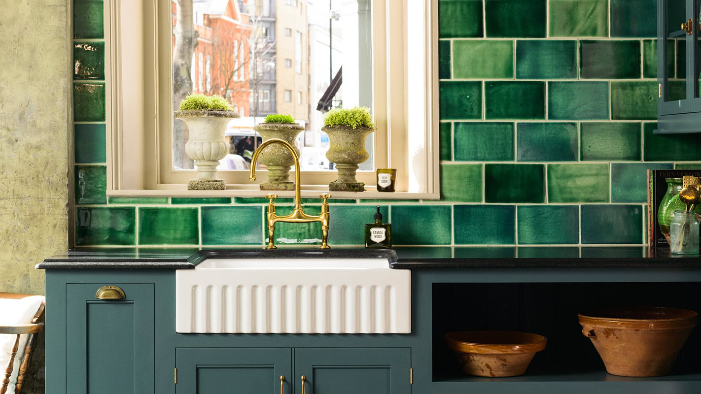 deVOL - Emerald Green London Tile