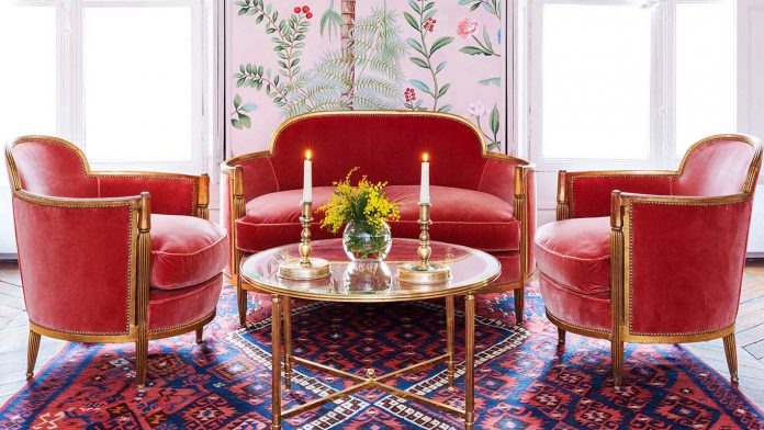 Decorate with Our Favorite Reds to Make a Statement in Your Home de Gournay velvet upholstery