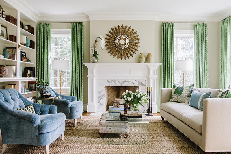 Green and blur luxurious living room