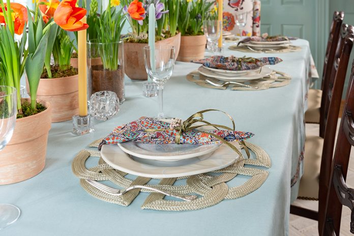Tips for Setting a Bold Spring Table