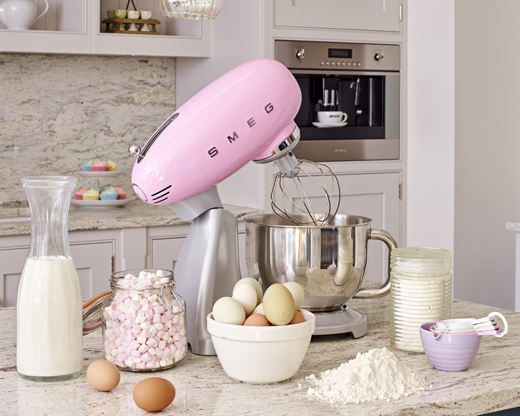 SMEG Launches Lines of Cookware and Small Countertop Appliances