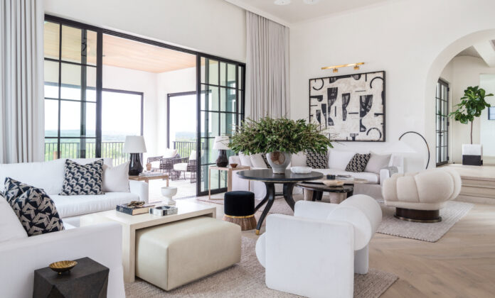 Designer Kristen Nix Transforms a Hill Country Home