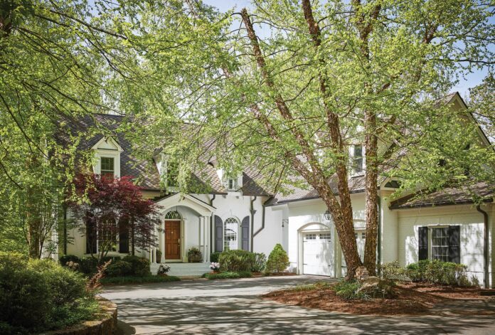 Tour This Whimsical Blue Ridge Cottage That Looks Straight Out of a Storybook